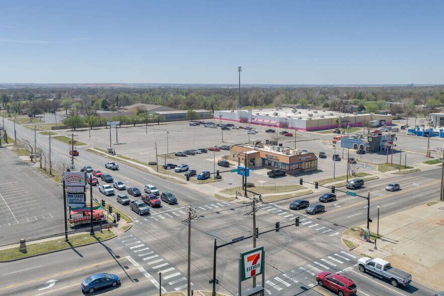2300-2344 N Macarthur Blvd, Oklahoma City, OK à louer - Photo de l’immeuble – Image 3 sur 21
