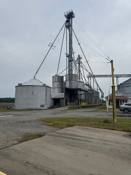 Lake Phelps Grain Storage portefeuille de 2 biens à vendre sur LoopNet.fr - Photo de l’immeuble – Image 2 sur 3