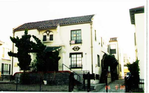 212-216 1/2 S Berendo St, Los Angeles, CA à vendre - Photo de l’immeuble – Image 2 sur 8