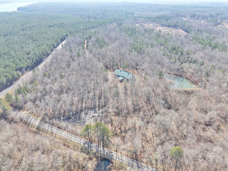 1260 Rocky Creek Rd, Hampton, GA à vendre - Photo principale – Image 1 sur 2