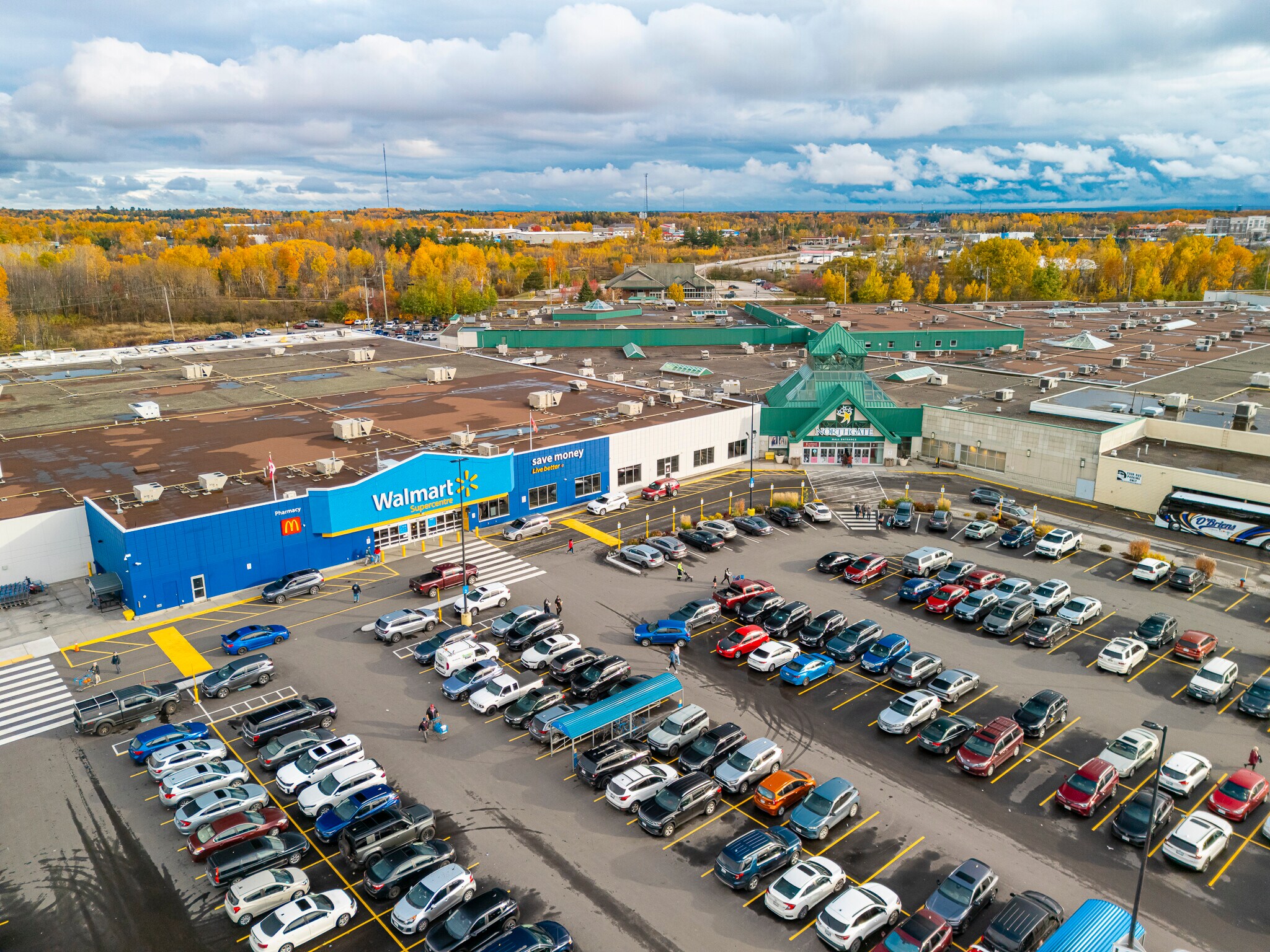 1500 Fisher St, North Bay, ON à louer Photo de l’immeuble– Image 1 sur 7