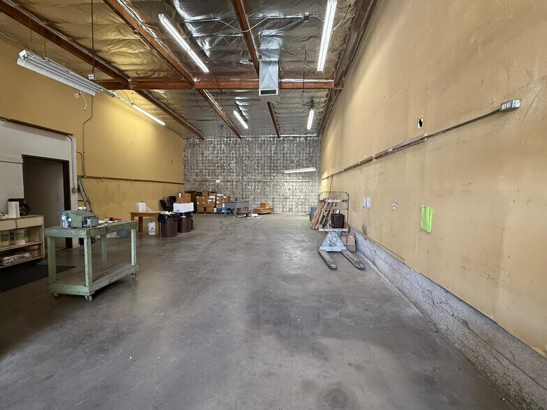 12846-12955 Arroyo St, Sylmar, CA à vendre - Photo de l’immeuble – Image 3 sur 9