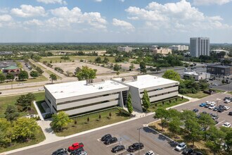 5600 New King Dr, Troy, MI - Vue aérienne vue de carte