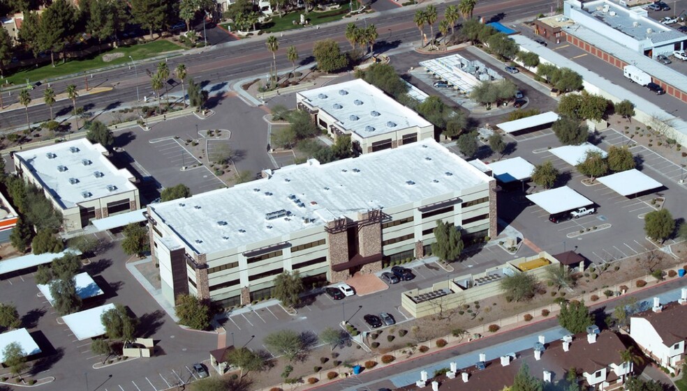 963 N Gilbert Rd, Gilbert, AZ à louer - Aérien – Image 2 sur 19