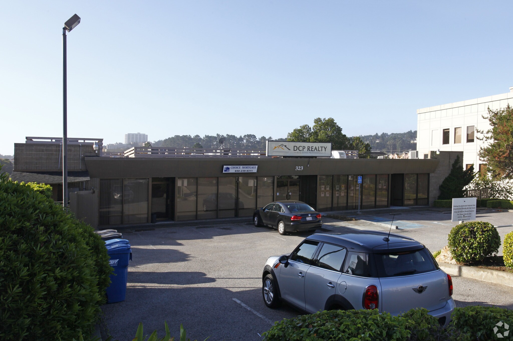 323 89th St, Daly City, CA à louer Photo principale– Image 1 sur 17