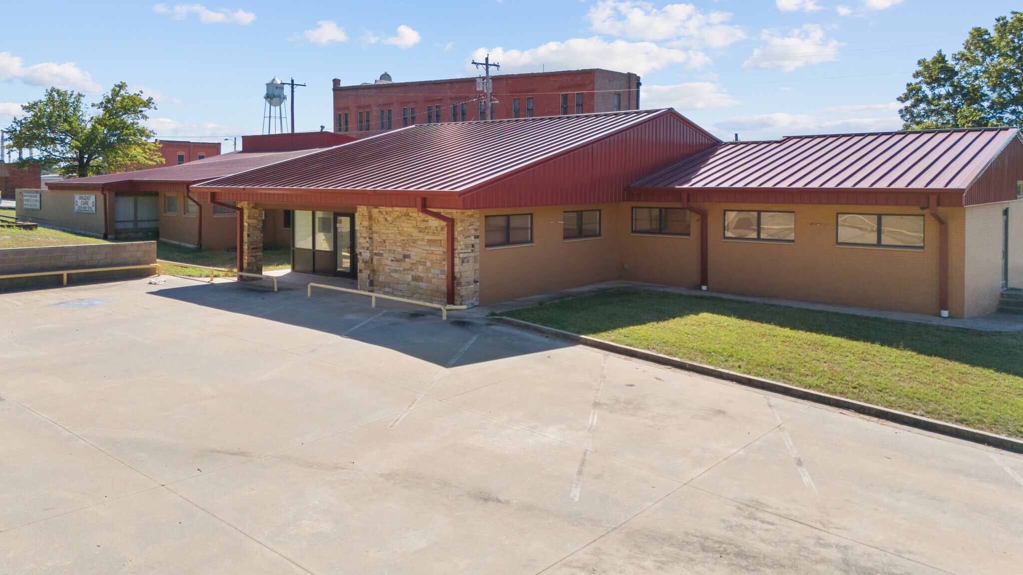 116 E Robert S Kerr Blvd, Wynnewood, OK à vendre Photo de l’immeuble– Image 1 sur 60