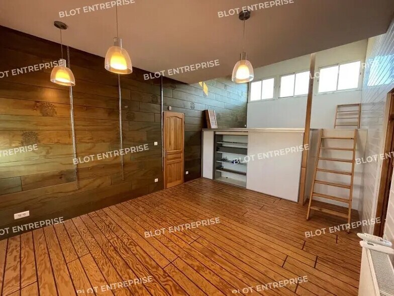 17 Rue Des Compagnons, Saint-Herblain à louer - Photo de l’immeuble – Image 3 sur 8