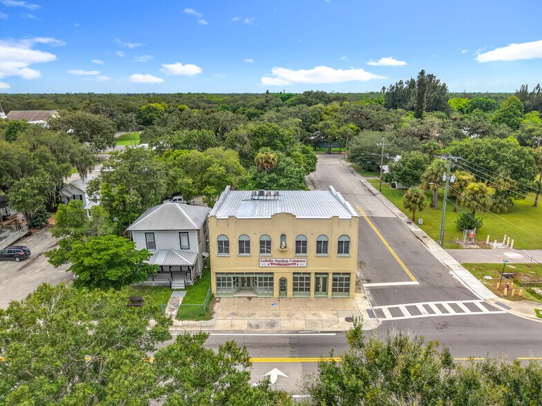 390 N Bridge St, LaBelle, FL à vendre - Photo de l’immeuble – Image 2 sur 52