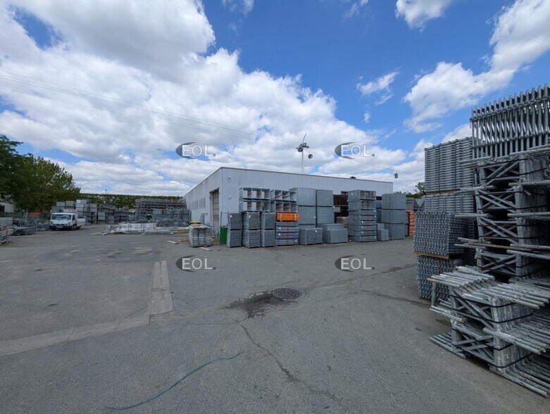 Industriel/Logistique dans Villeneuve-Saint-Georges à louer - Photo de l’immeuble – Image 2 sur 10