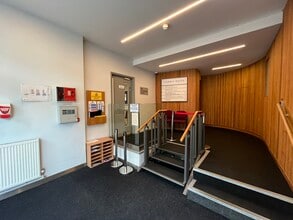 Waterloo Ln, Chelmsford à louer Hall d’entrée– Image 1 sur 4