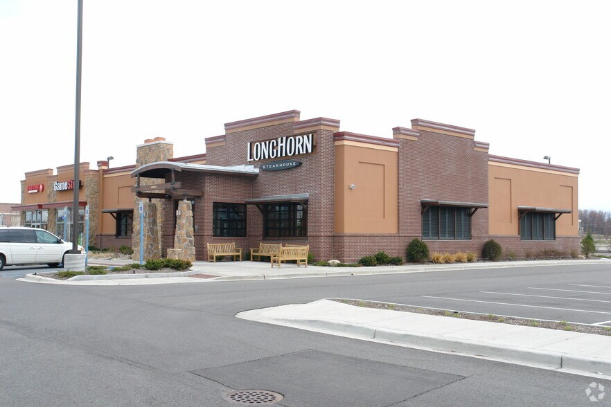 5100-5122 28th St, Grand Rapids, MI à louer - Photo principale – Image 2 sur 7