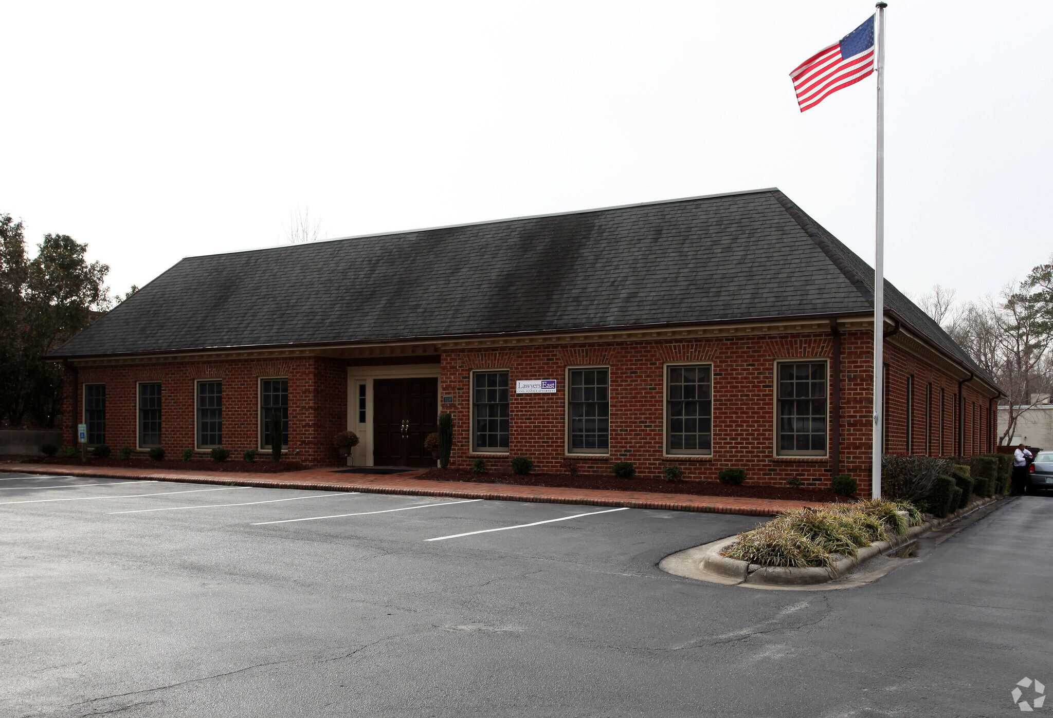 110 E Arlington Blvd, Greenville, NC à vendre Photo principale– Image 1 sur 20