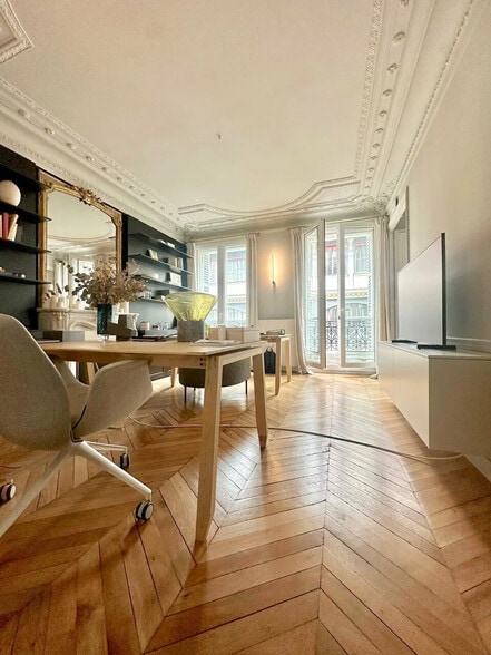 Bureau dans Paris à louer - Photo de l’immeuble – Image 1 sur 5