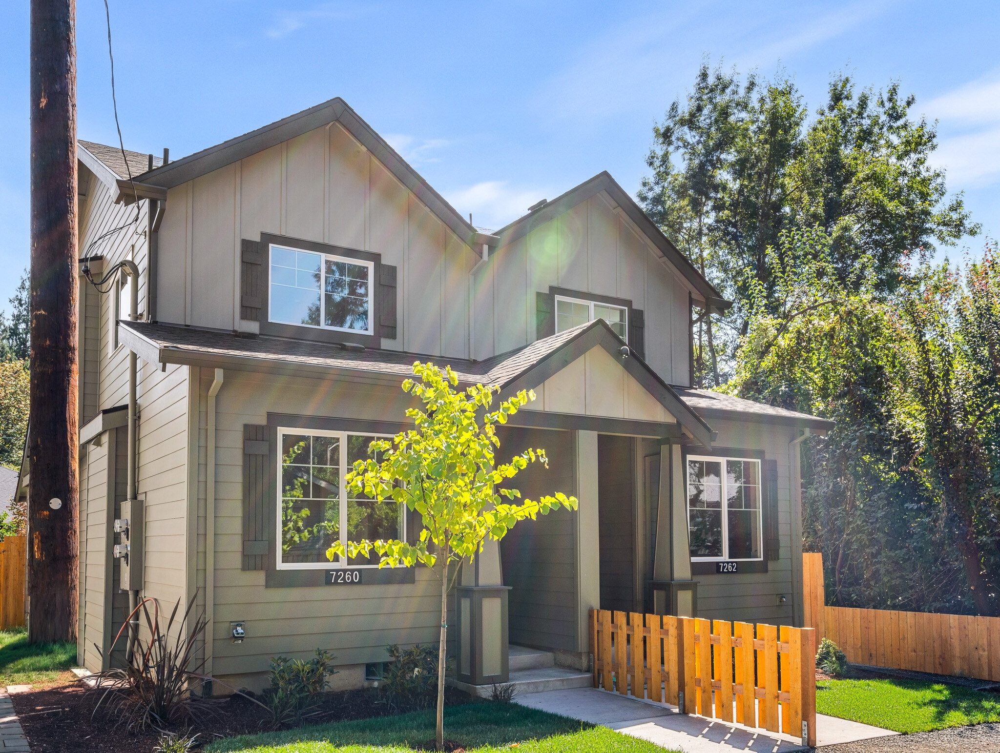 7262 SW 1st Ave, Portland, OR à vendre Photo principale– Image 1 sur 2