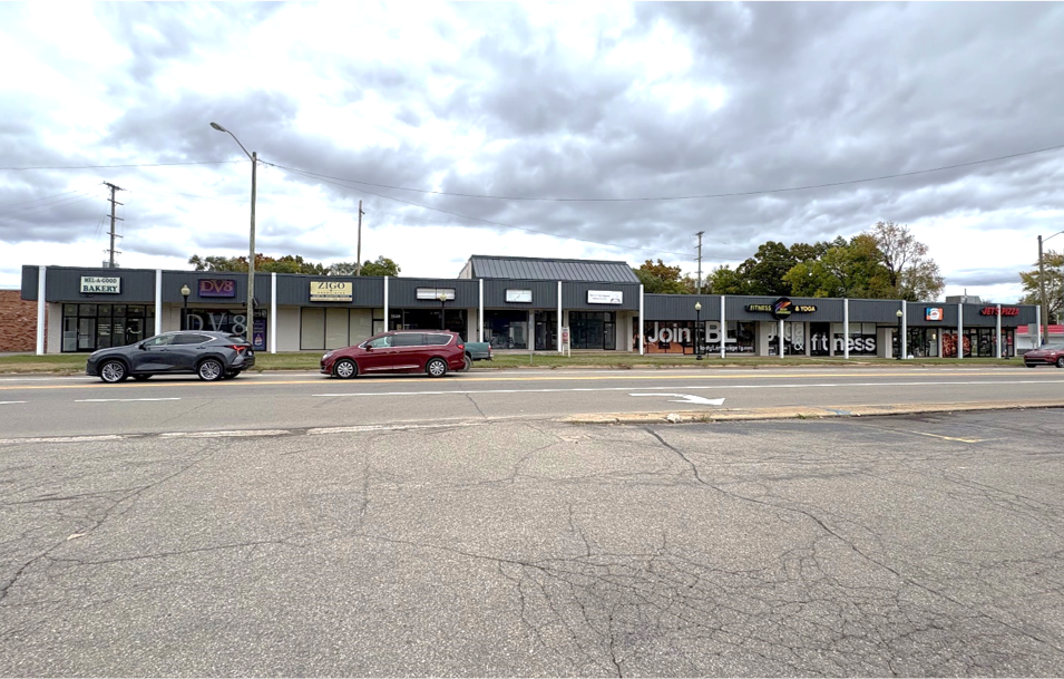 1529-1575 Union Lake Rd, Commerce Township, MI à louer Photo principale– Image 1 sur 4
