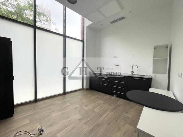 Local commercial dans Ivry-sur-Seine à louer - Photo intérieure – Image 3 sur 9