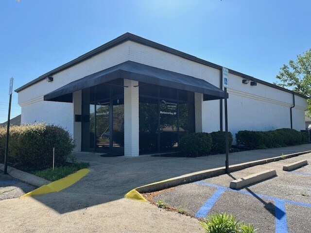 4200 E North St, Greenville, SC à louer - Photo de l’immeuble – Image 1 sur 1