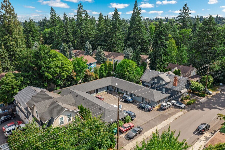 2507-2525 SE Monroe St, Portland, OR à vendre - Photo de l’immeuble – Image 3 sur 29
