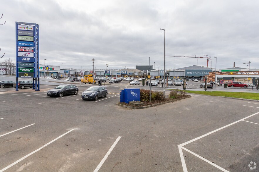Towcester Rd, Northampton à louer - Photo de l’immeuble – Image 1 sur 6