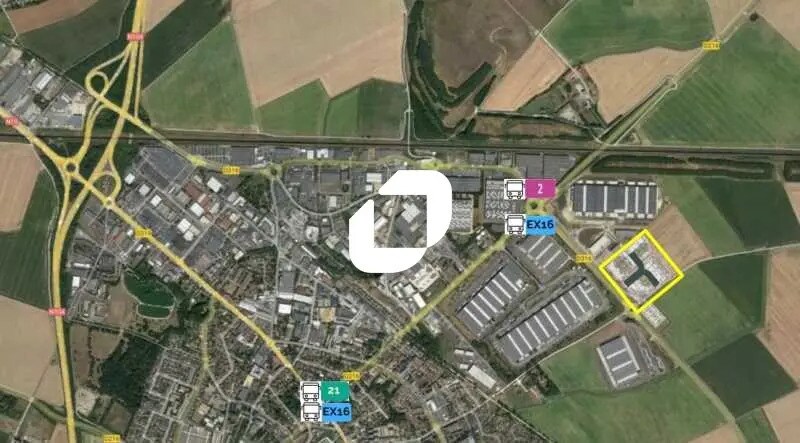 Local d’activités dans Brie-Comte-Robert à louer - Photo de l’immeuble – Image 2 sur 13