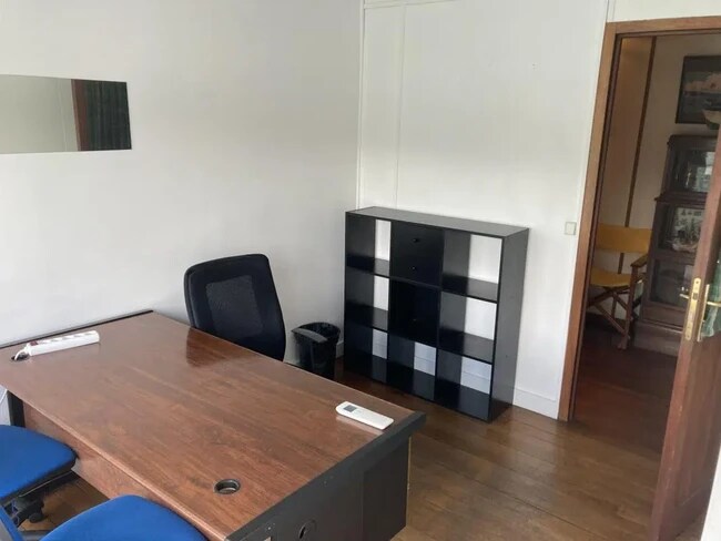 Plus de détails pour Coworking à louer