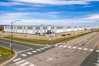 Plus de détails pour 2101 4th Ave E, Shakopee, MN - Industriel/Logistique à louer