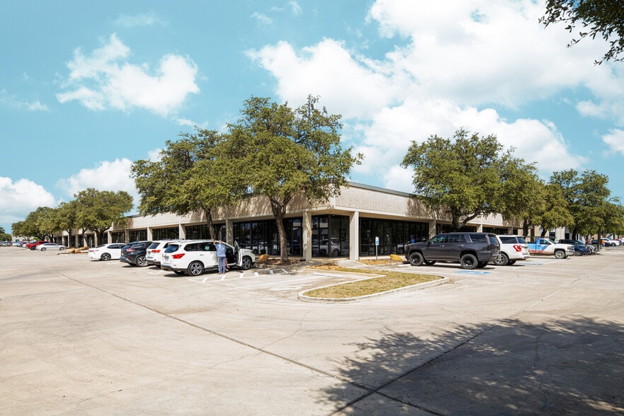 9901 Broadway St, San Antonio, TX à louer - Photo de l’immeuble – Image 2 sur 6