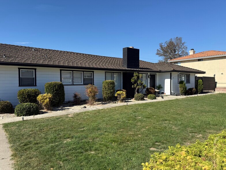 325 Harsin Ln, Santa Maria, CA à vendre - Photo de l’immeuble – Image 1 sur 4