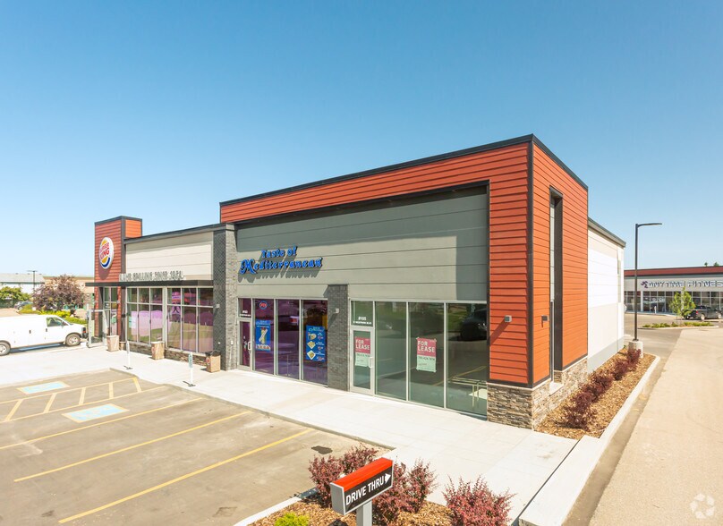 118 Westwood Blvd, Fort Saskatchewan, AB à louer - Photo de l’immeuble – Image 3 sur 3
