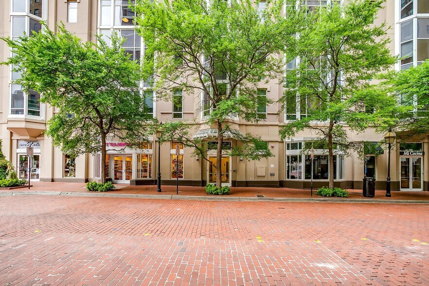 505 Main St, Fort Worth, TX à louer - Photo de l’immeuble – Image 2 sur 12