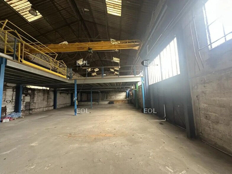 Local d'activités dans Marseille à vendre - Photo de l’immeuble – Image 2 sur 9