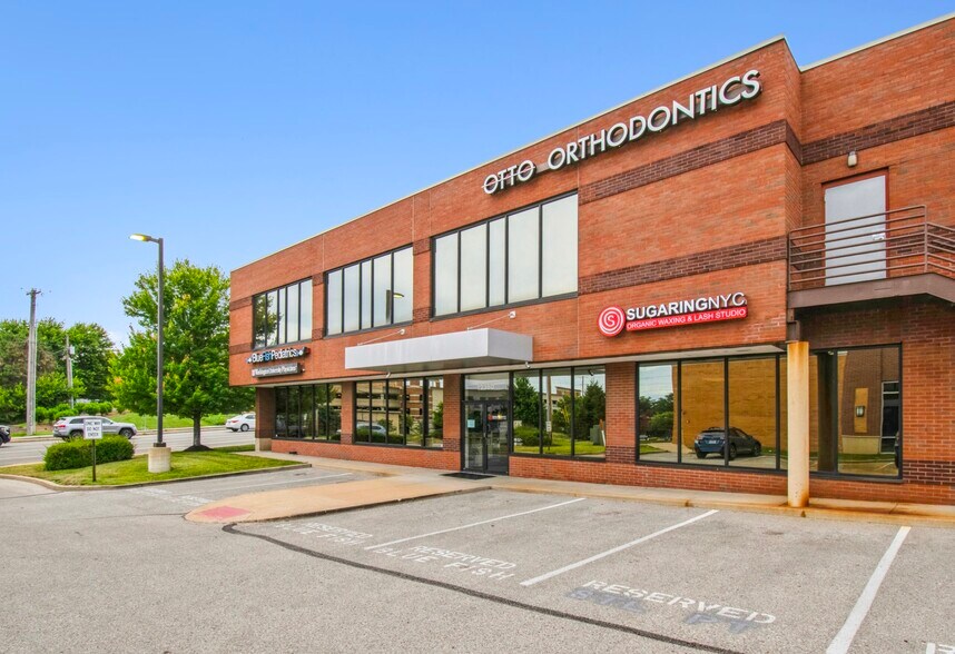 Manchester Rd, Saint Louis, MO à louer - Photo de l’immeuble – Image 2 sur 11