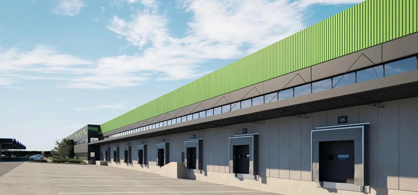 Industriel/Logistique dans Combs-la-Ville à louer Photo de l’immeuble– Image 1 sur 13