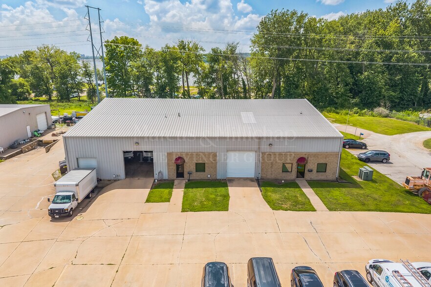 153 Thunderbird Ln, East Peoria, IL à vendre - Photo principale – Image 1 sur 1