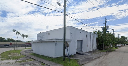 13990 NW 6th Ct, Miami, FL à louer Photo intérieure– Image 1 sur 22