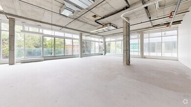 2615-2865 Ave Van Horne, Montréal, QC à louer Numérisation 3D Matterport– Image 1 sur 8