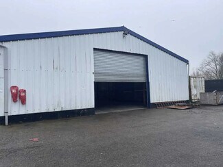 Plus de détails pour Local d'activités à louer