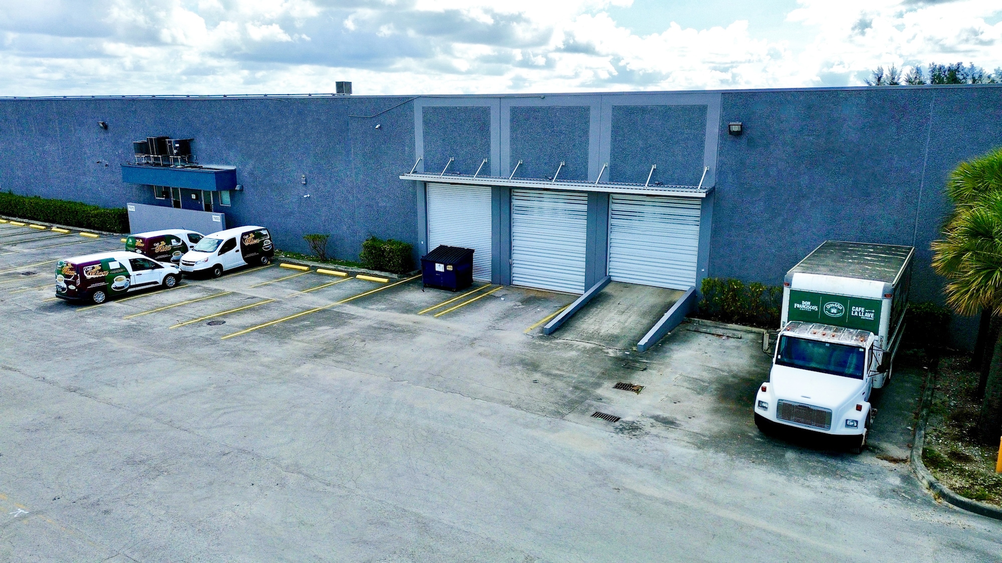 7855-7955 NW 77th Ave, Medley, FL à louer Photo intérieure– Image 1 sur 6
