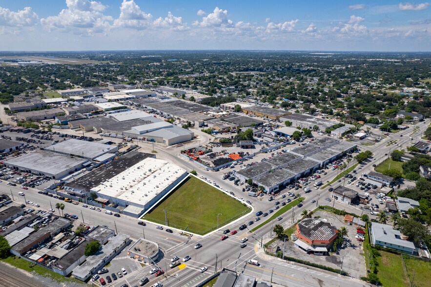 NWC 22nd Ave & Ali Baba Ave, Opa Locka, FL à vendre - Photo de l’immeuble – Image 3 sur 10