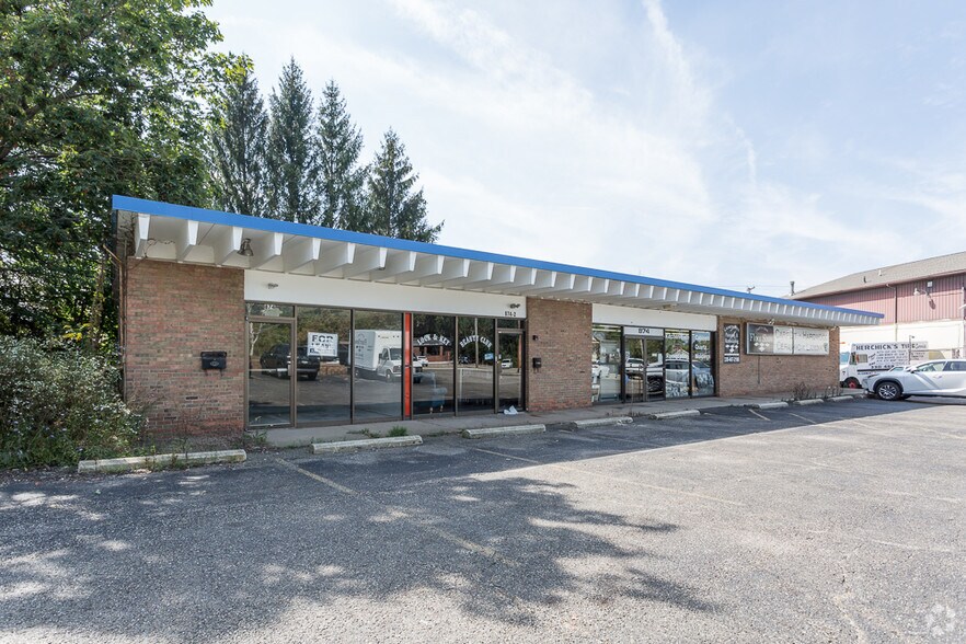 874 E Aurora Rd, Macedonia, OH à louer - Photo de l’immeuble – Image 1 sur 9