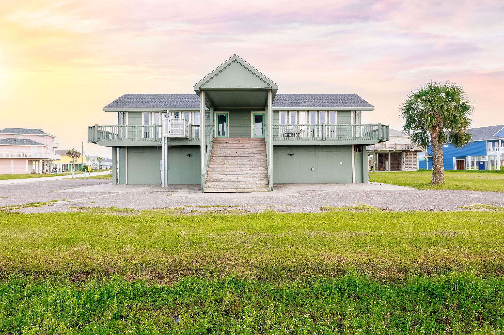 3120 Hwy 87, Crystal Beach, TX à vendre Photo de l’immeuble– Image 1 sur 26