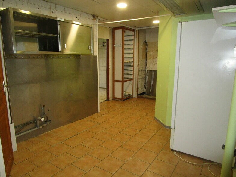 Local commercial dans Chalon-sur-Saône à vendre - Photo intérieure – Image 2 sur 6