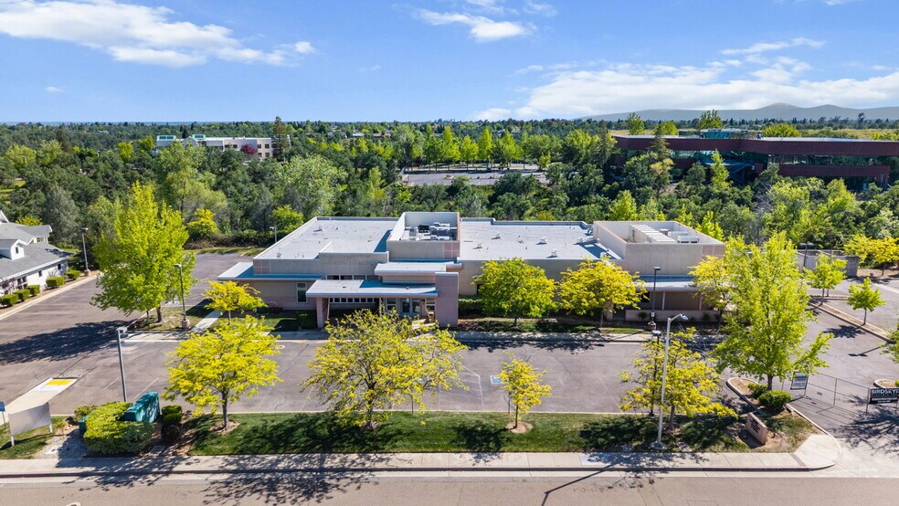 2439 Sonoma St, Redding, CA à vendre - Aérien – Image 3 sur 9