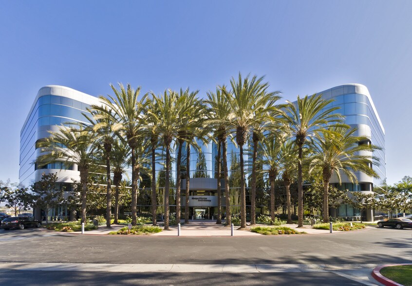 28202 Cabot Rd, Laguna Niguel, CA à louer - Photo de l’immeuble – Image 3 sur 43