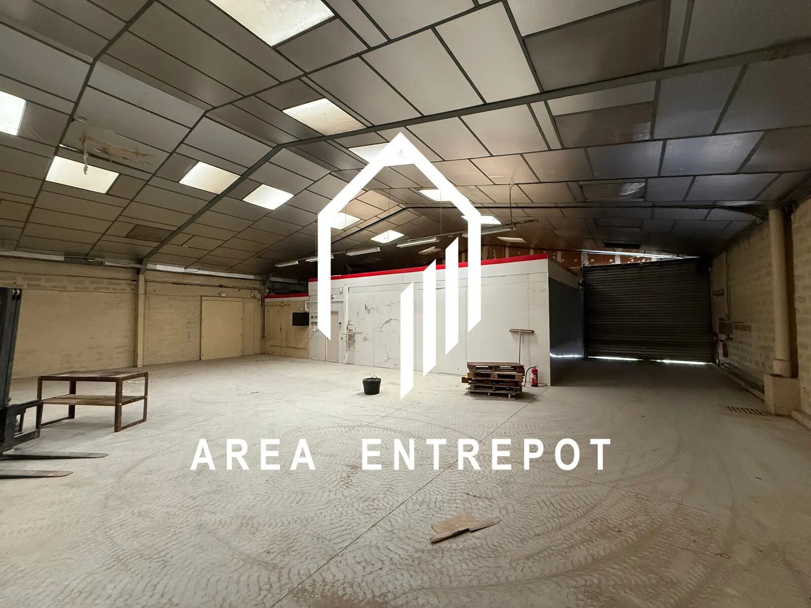 Local d’activités dans Aix-en-Provence à louer Photo intérieure– Image 1 sur 8