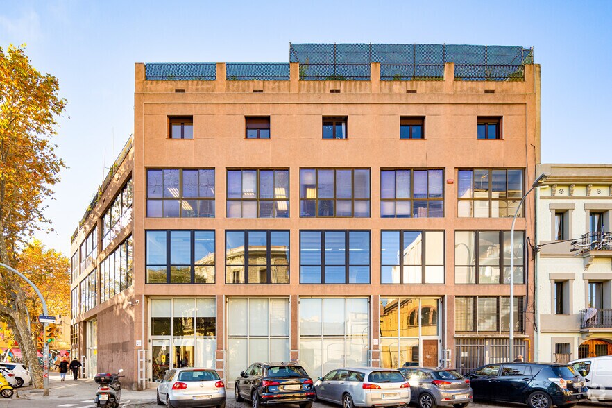 Bureau dans Barcelone, Barcelona à vendre - Photo de l’immeuble – Image 2 sur 5