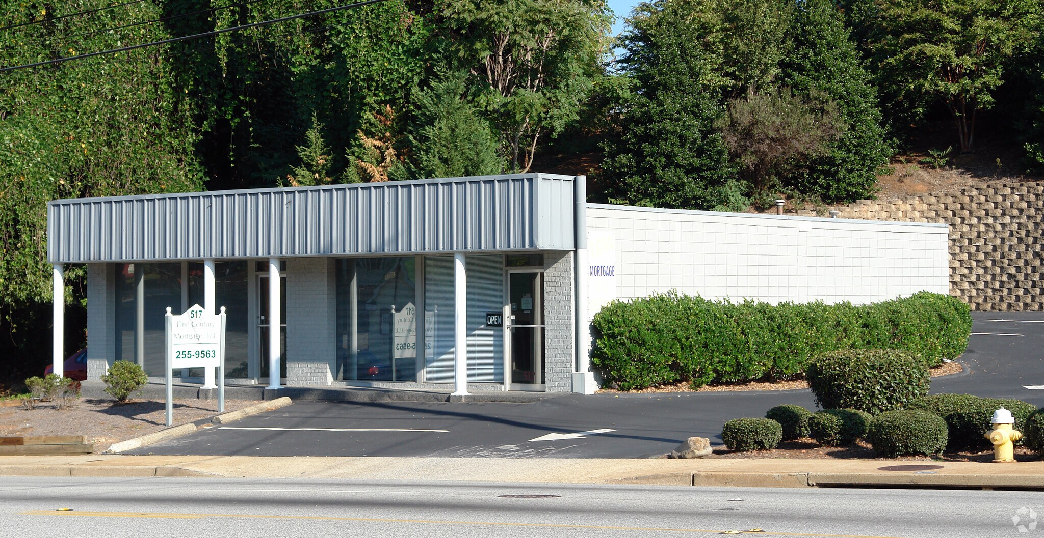 517 Laurens Rd, Greenville, SC à vendre Photo principale– Image 1 sur 4