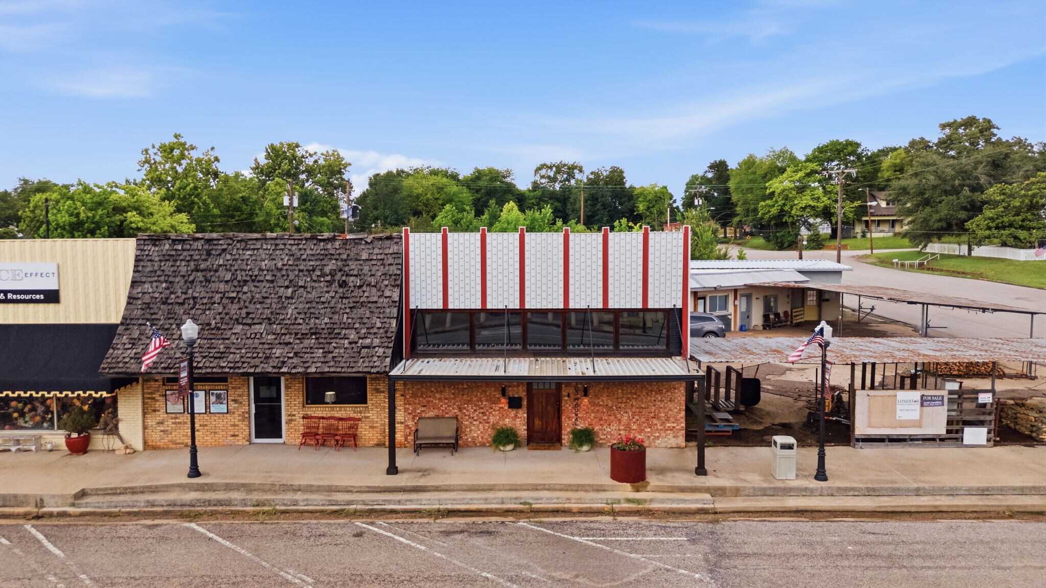 103 W Duval St, Troup, TX à vendre Photo de l’immeuble– Image 1 sur 32