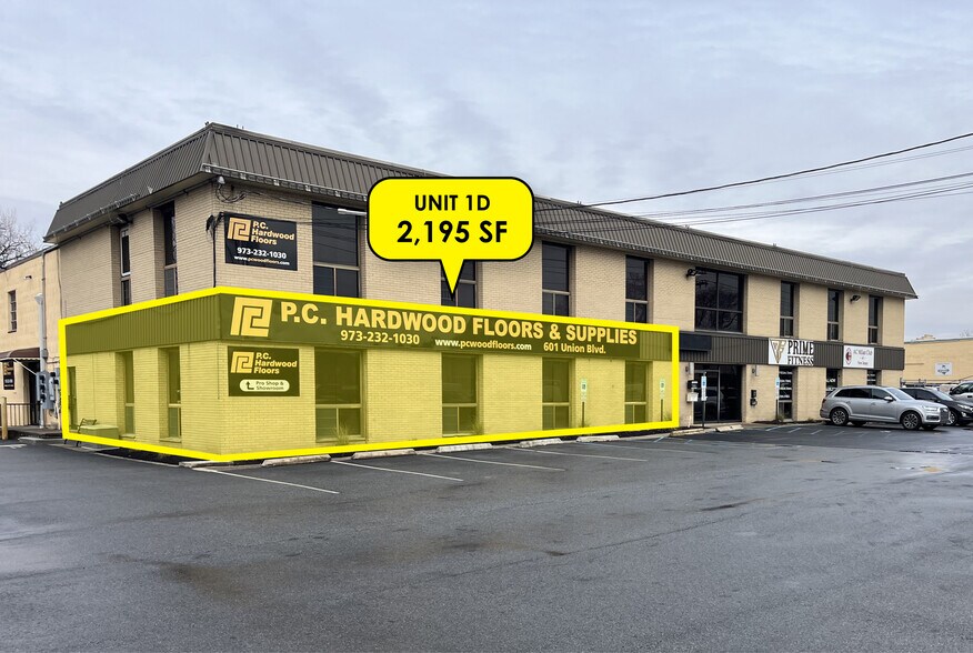 601-605 Union Blvd, Totowa, NJ à louer - Photo de l’immeuble – Image 1 sur 11