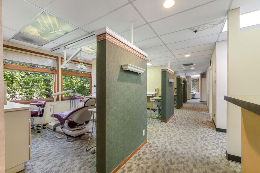10425 Fair Oaks Blvd, Fair Oaks, CA à louer - Photo de l’immeuble – Image 3 sur 10